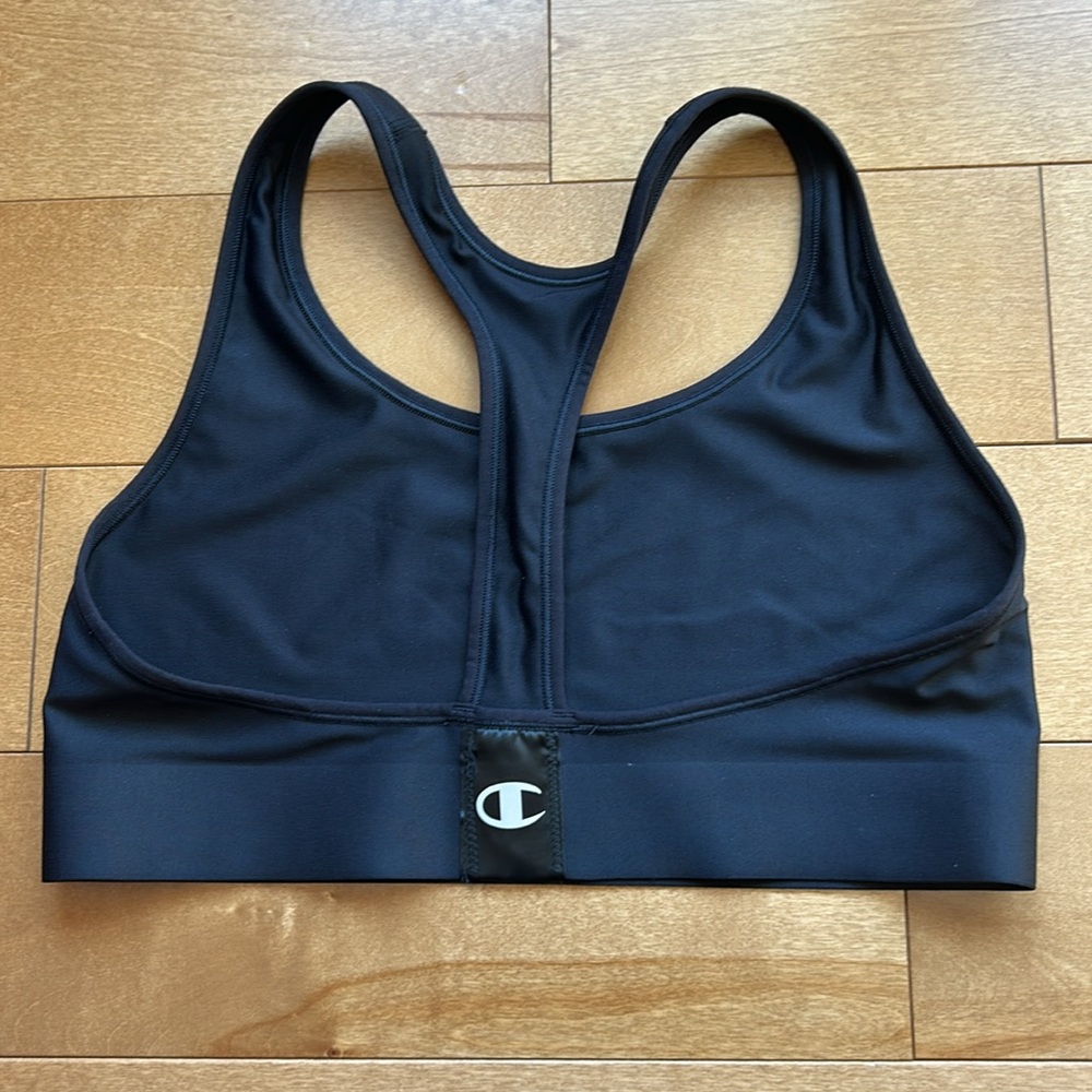NWOT Champion Sports Bra - Picture 2 of 5
